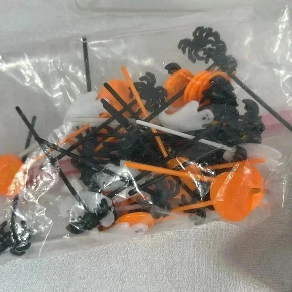 Halloween 8 baking items **see below** - Picture 3 of 8